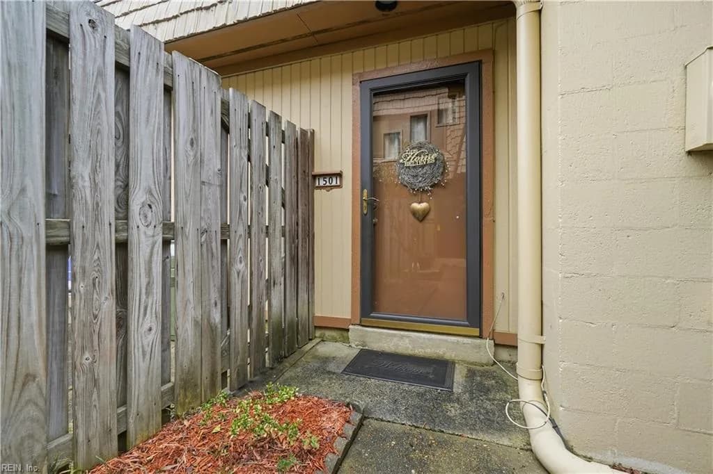 1501 Malibu PL, NEWPORTNEWS VA 23608 - Photo 4