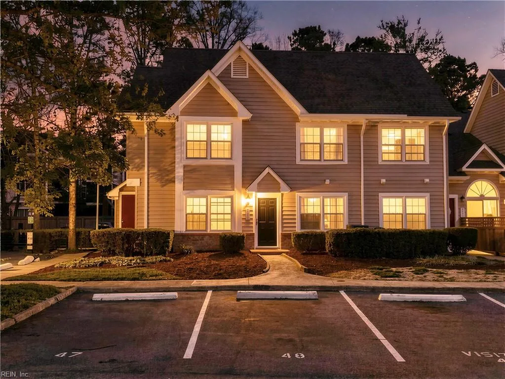 309 Wimbledon CHSE #E, Chesapeake — 2 bed Residential, 1,000 sqft