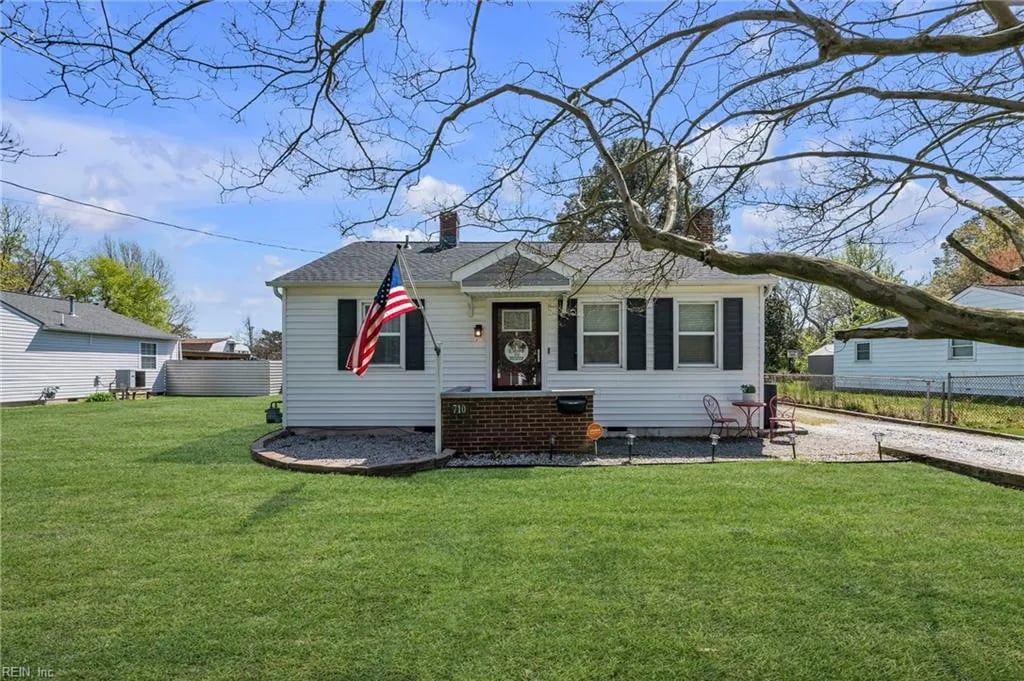 710 James DR, Newport News — 3 bed Residential, 1,500 sqft