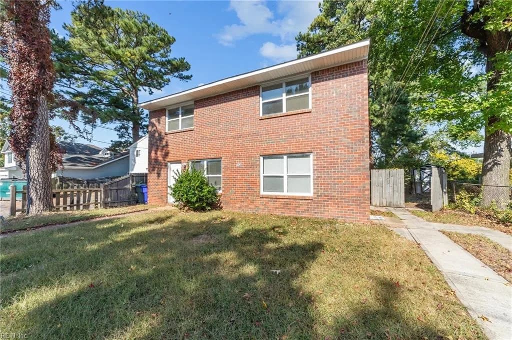 912 Druid CIR #B, NORFOLK VA 23504 - Main photo