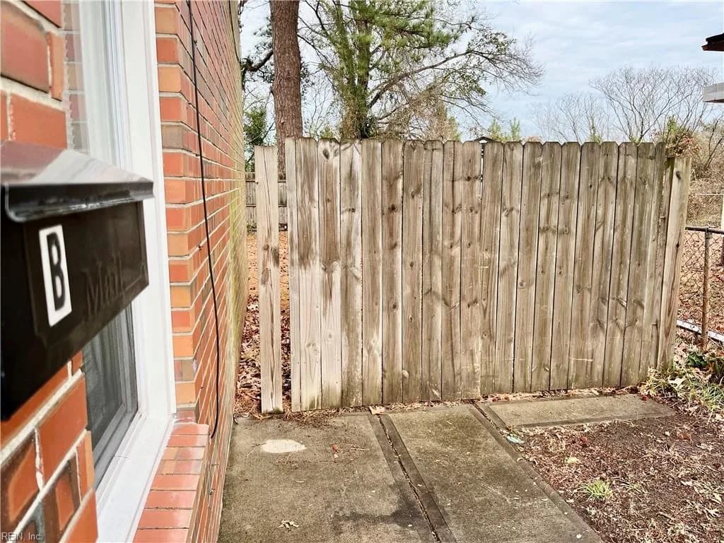912 Druid CIR #B, NORFOLK VA 23504 - Photo 5
