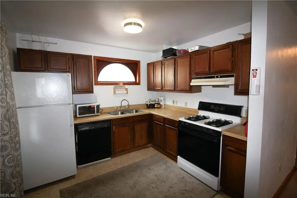121 Broad ST, PORTSMOUTH VA 23707 - Photo 5