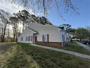 410 Crescent CT, Yorktown — 3 bed Residential, 1,164 sqft