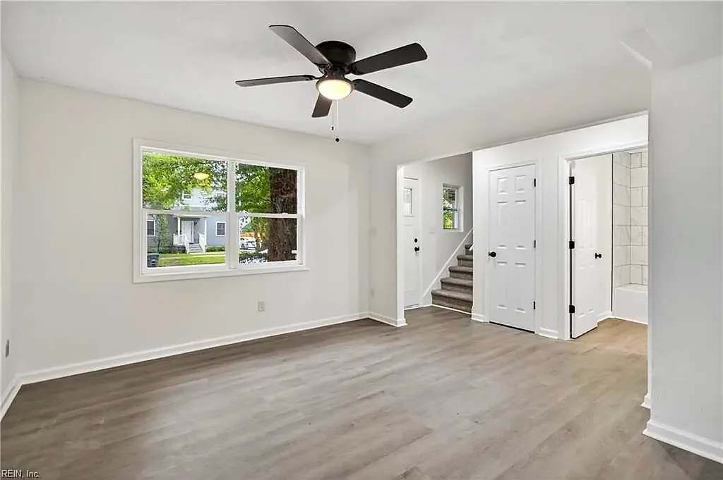 1305 W 26th ST, NORFOLK VA 23508 - Photo 4