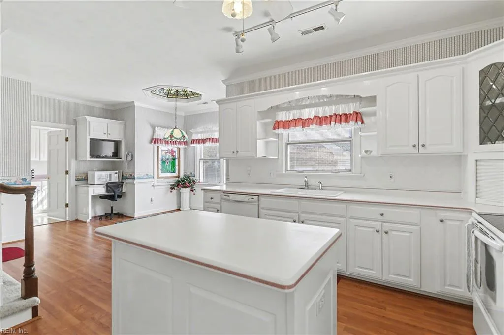 4105 Margaret Ann CT, CHESAPEAKE VA 23321 - Photo 5