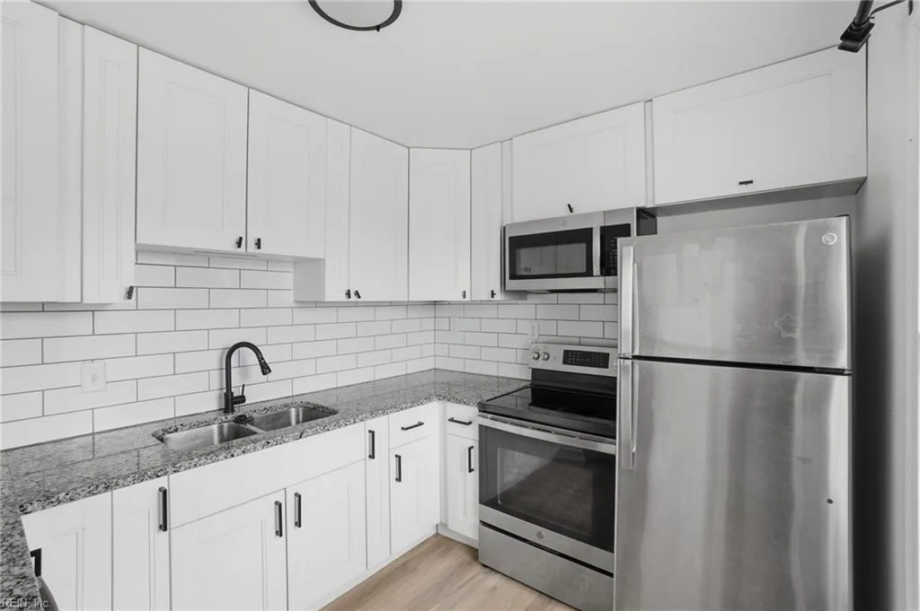 3900 Pleasant AVE, NORFOLK VA 23518 - Main photo