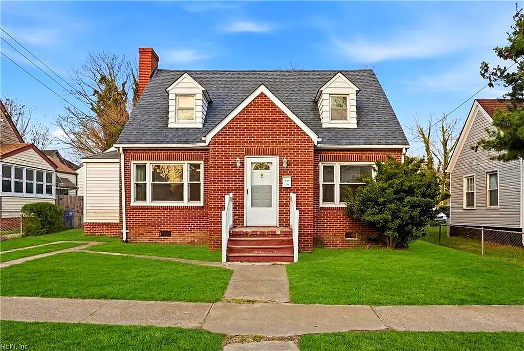 3204 Roanoke AVE, NEWPORT NEWS VA 23607 - Main photo