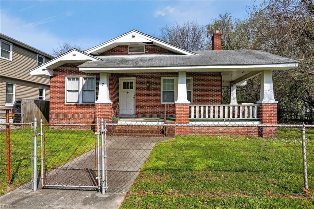 7 South Cypress ST, HAMPTON VA 23669 - Main photo