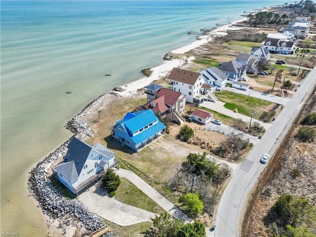 907 Bay Tree Beach RD, SEAFORD VA 23696 - Photo 3