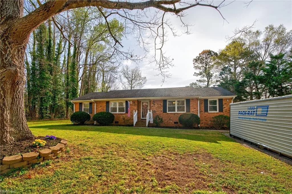24347 Lovers LN, WINDSOR VA 23487 - Photo 3