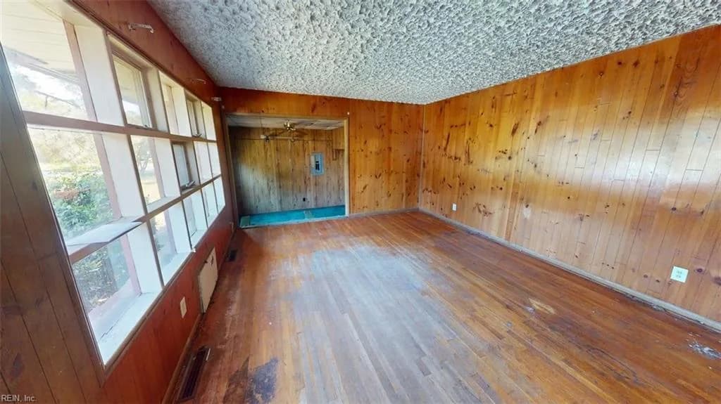 5421 Berry Hill RD, NORFOLK VA 23502 - Photo 4