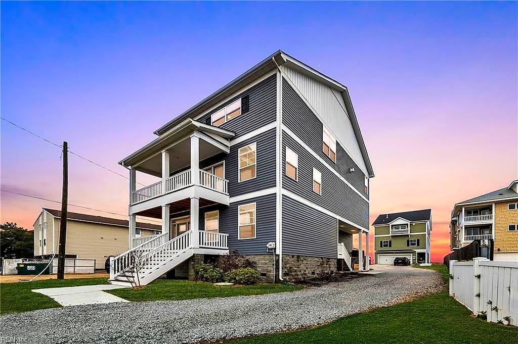 728 W Ocean View AVE, NORFOLK VA 23503