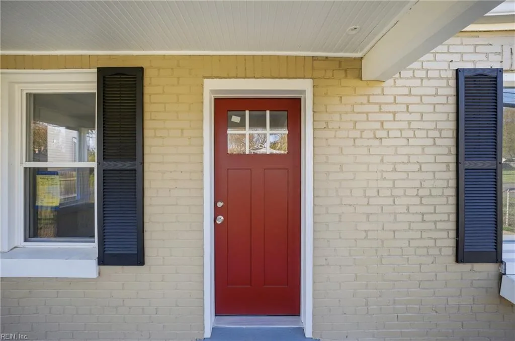 2629 Greenwood DR, PORTSMOUTH VA 23702 - Photo 3