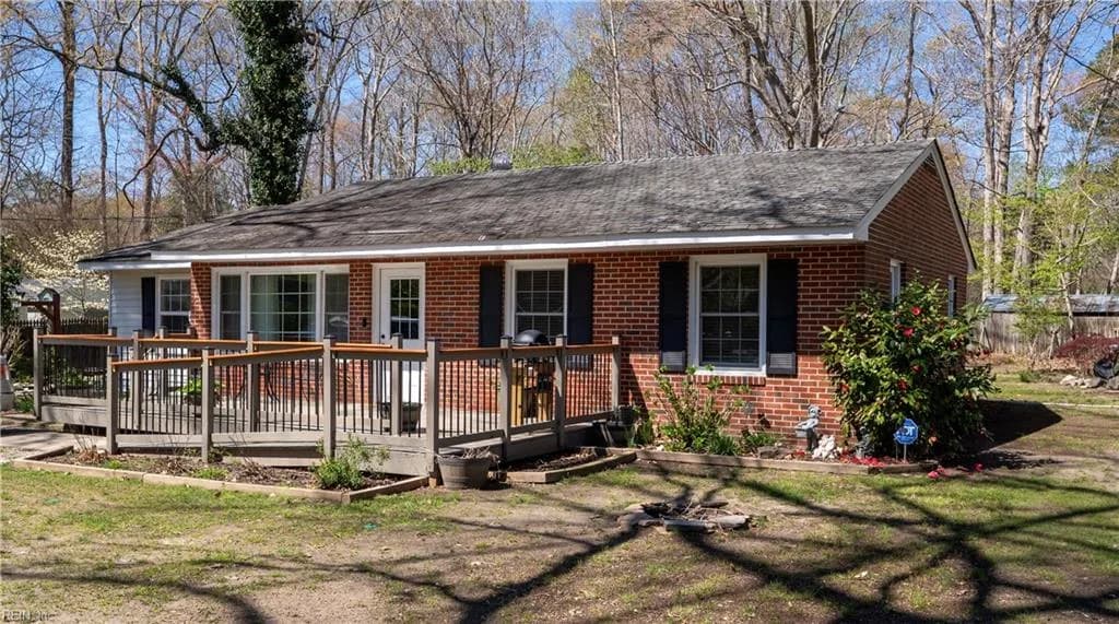 104 Schenck DR, WILLIAMSBURG VA 23188 - Photo 2