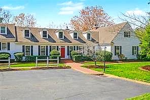 105 Dogleg DR, WILLIAMSBURG VA 23188 - Main photo