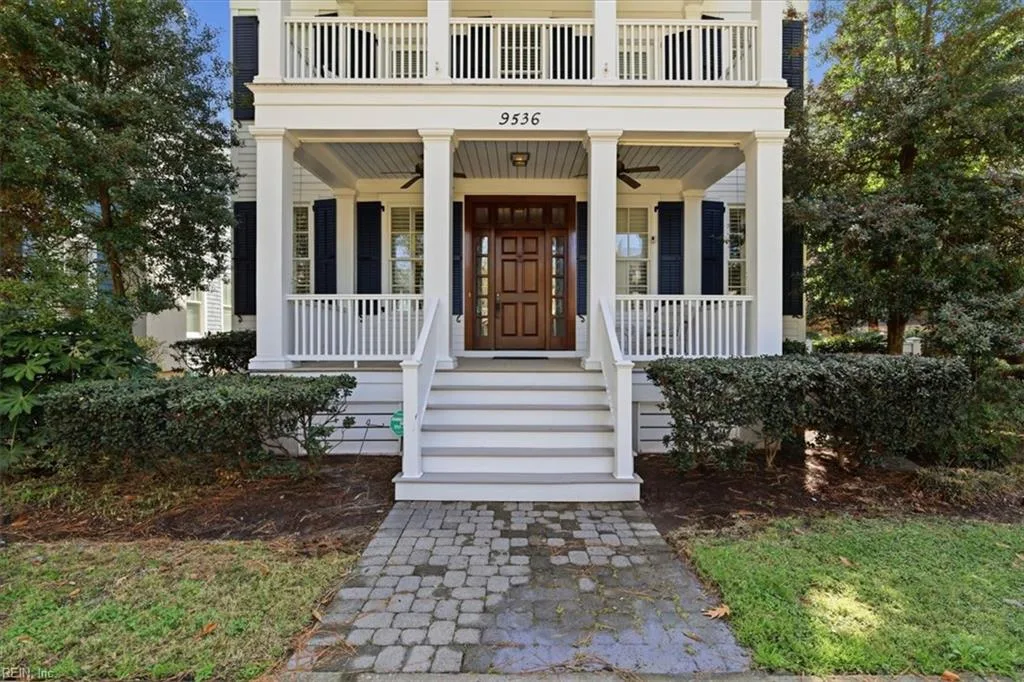 9536 25th Bay ST, Norfolk — 5 bed Residential, 3,000 sqft