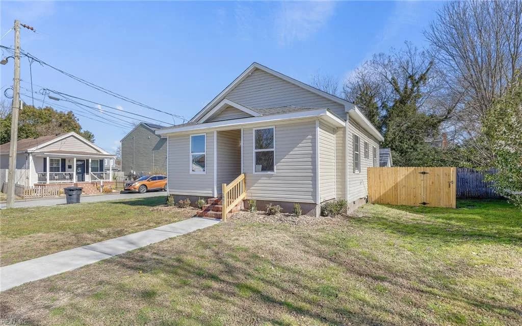 2001 Peach ST, PORTSMOUTH VA 23704 - Photo 3