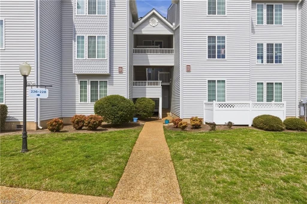 226 Island Cove CT #C, HAMPTON VA 23669 - Main photo