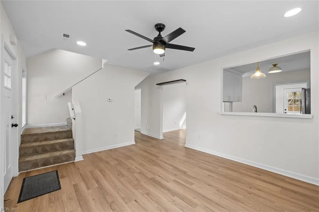 606 Delaware AVE, HAMPTON VA 23661 - Photo 3