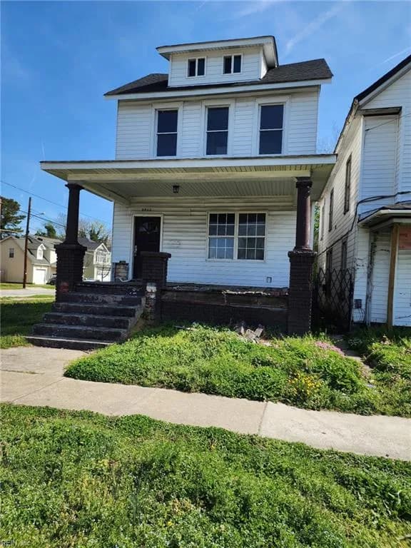 2412 Chestnut AVE, NEWPORTNEWS VA 23607 - Main photo