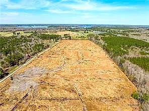 25+AC Irishmen LN, Cobbs Creek — Land and Farms