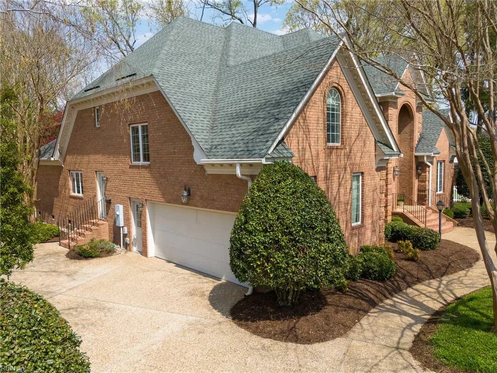 604 Stoneleigh CT, CHESAPEAKE VA 23322 - Photo 5
