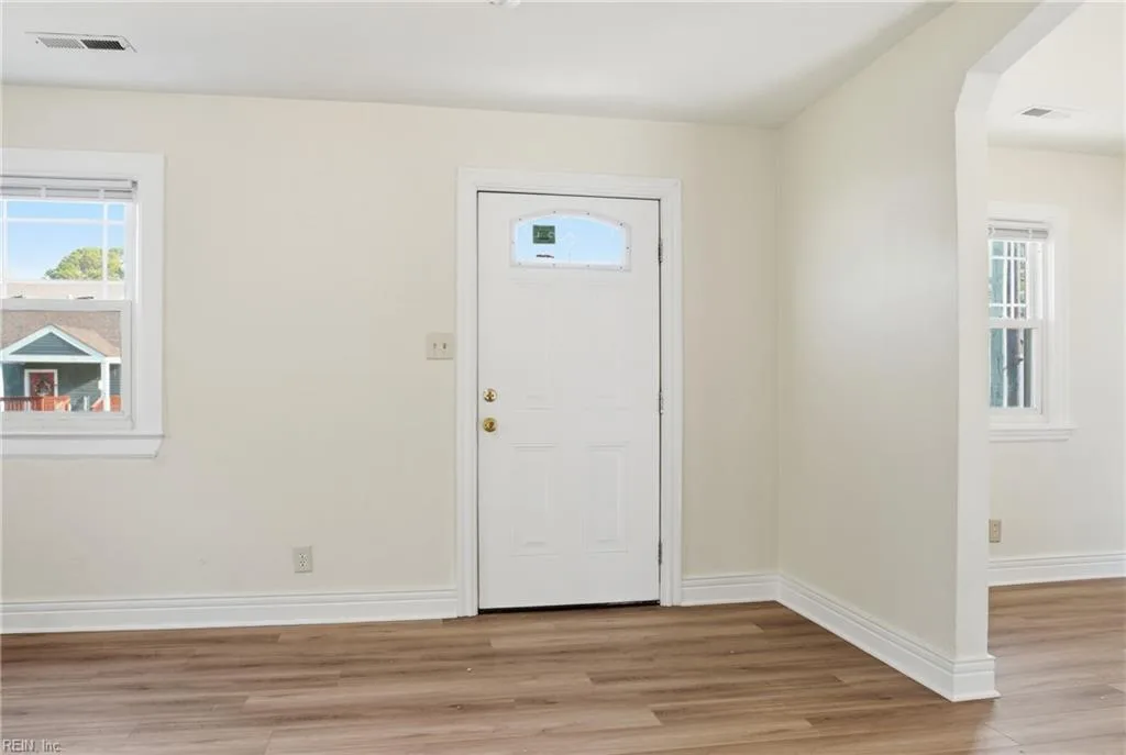 28 Fiske ST, PORTSMOUTH VA 23702 - Photo 3