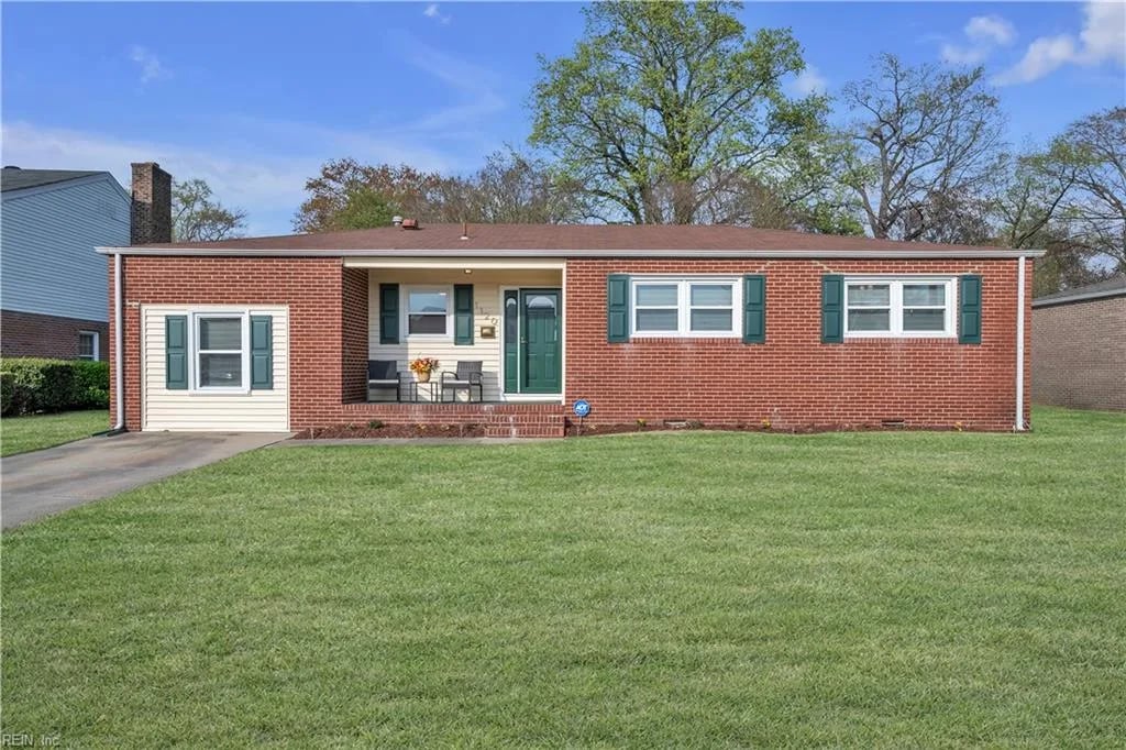 1120 Micott DR, Hampton — 3 bed Residential, 1,401 sqft