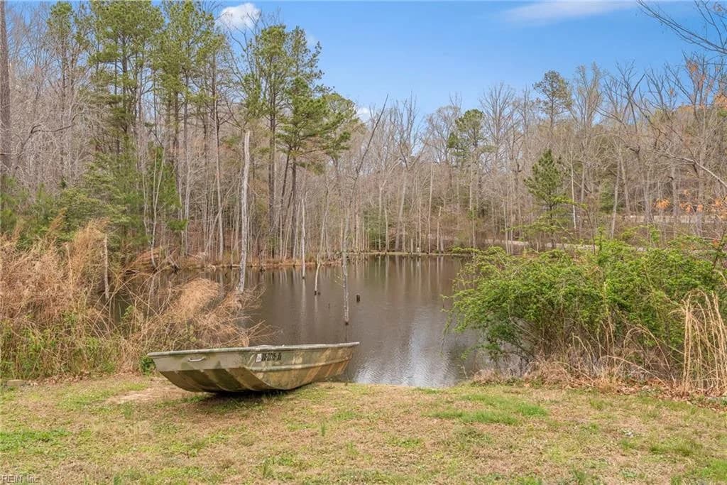 4861 Rochambeau DR, WILLIAMSBURG VA 23188 - Photo 4