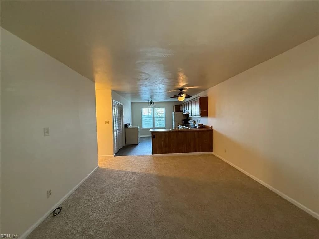 225 A View AVE #102, NORFOLK VA 23503 - Photo 4