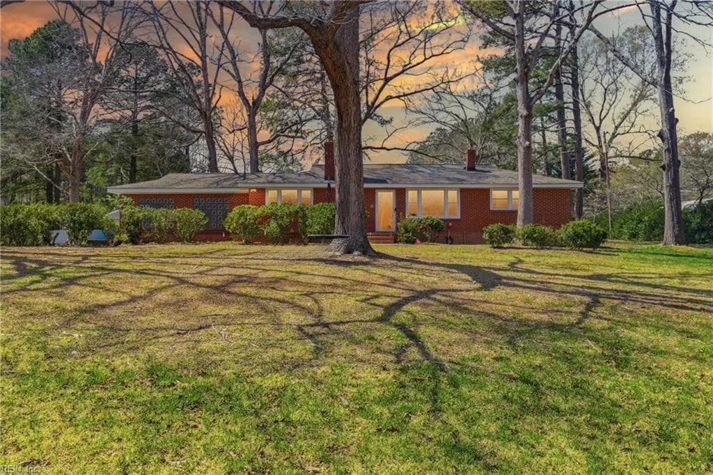 3027 Old Memorial DR, SANDSTON VA 23150 - Main photo