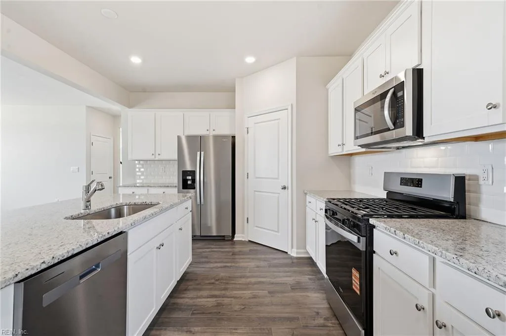 5121 Duxbury RD, SUFFOLK VA 23435 - Photo 5