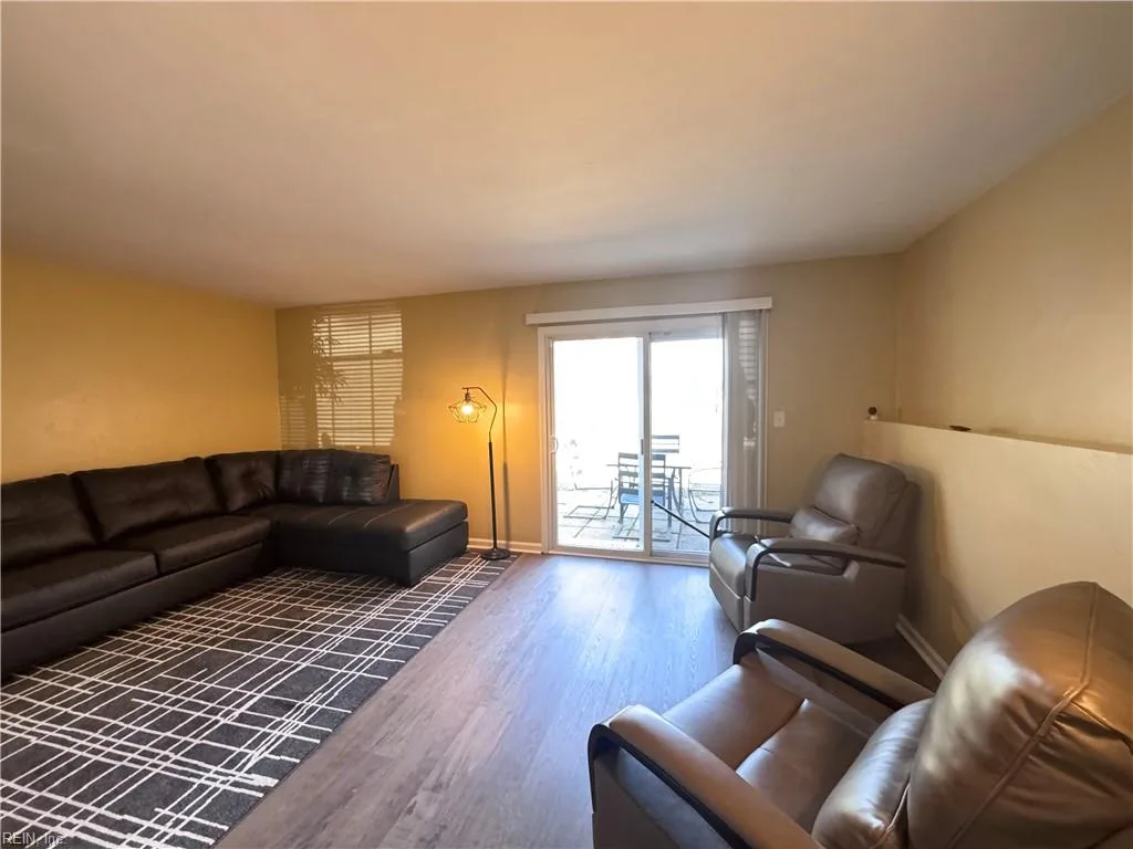 2638 King CT, CHESAPEAKE VA 23324 - Photo 3