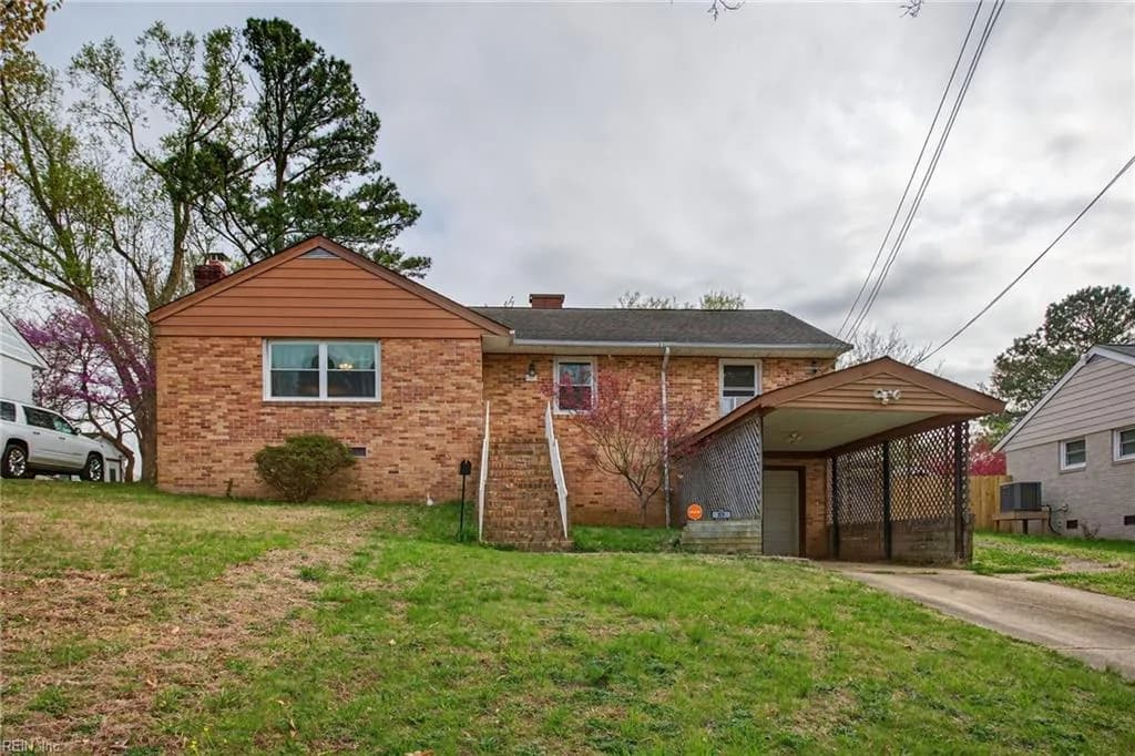 23 Williamson Park DR, NEWPORTNEWS VA 23608 - Main photo