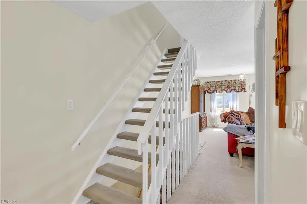 3872 Chimney Creek DR, VIRGINIABEACH VA 23462 - Photo 4