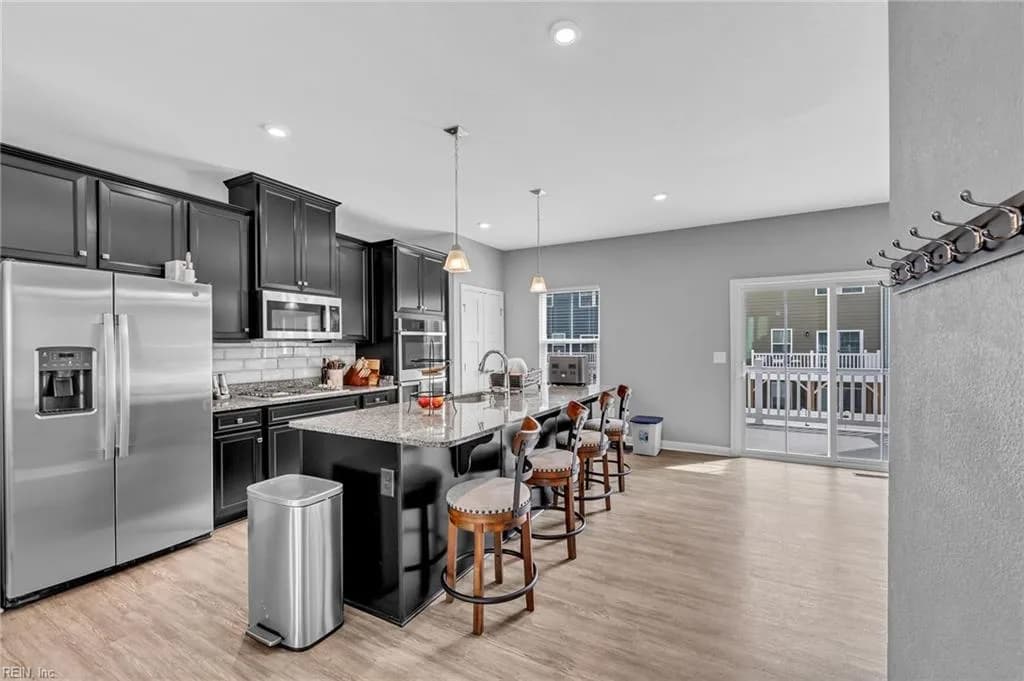 957 Gabion WAY, CHESAPEAKE VA 23323 - Photo 4