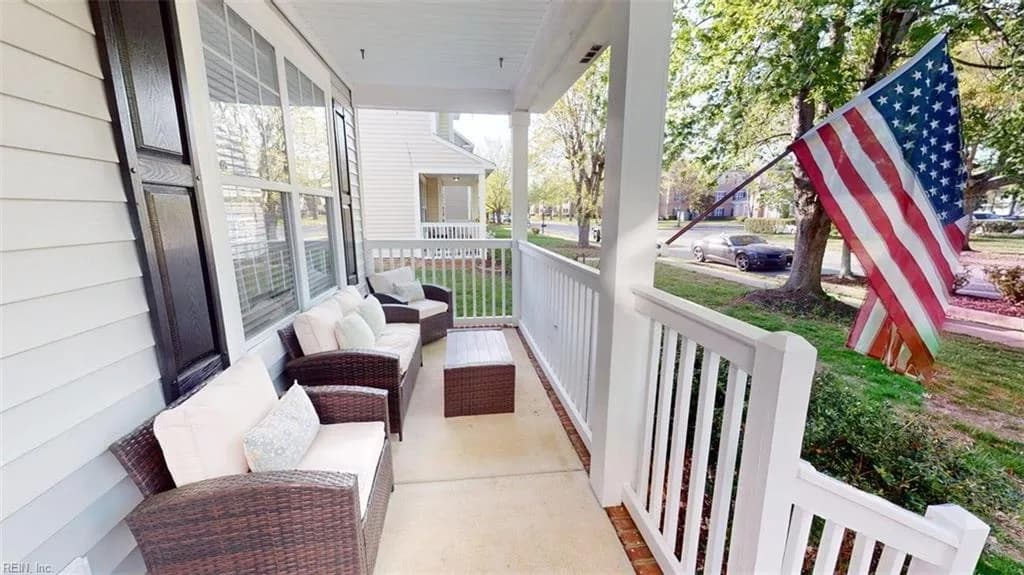 225 W Gilbert ST, HAMPTON VA 23669 - Photo 3
