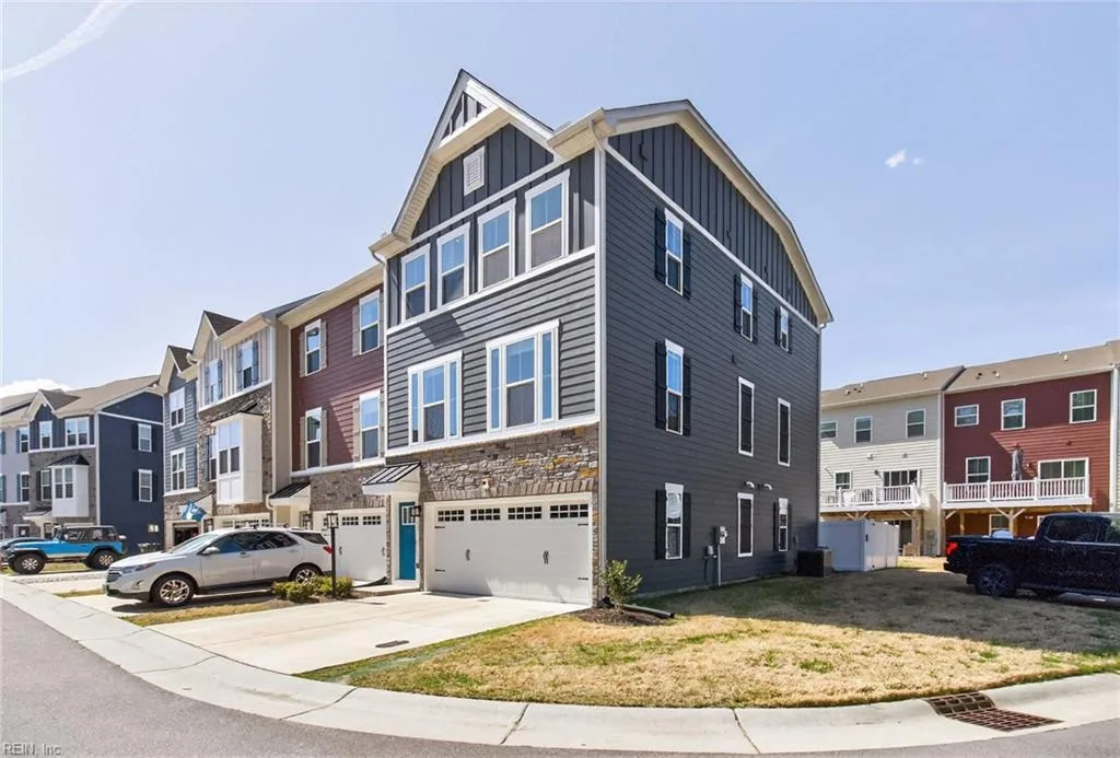 1715 Ark Royal RD, CHESAPEAKE VA 23323