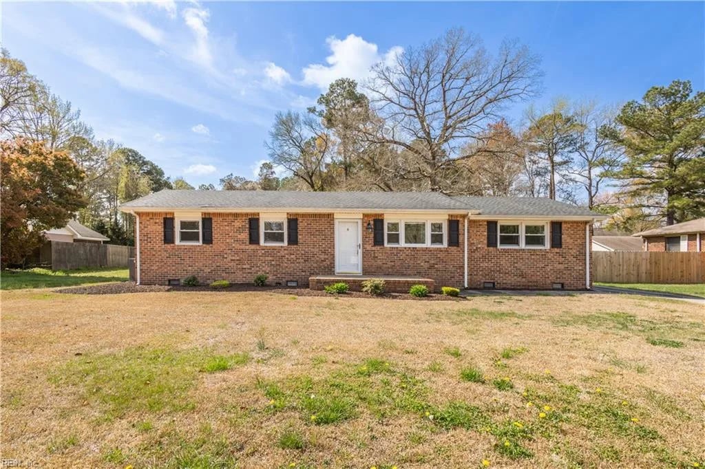 205 Frank DR, Chesapeake — 4 bed Residential, 1,527 sqft