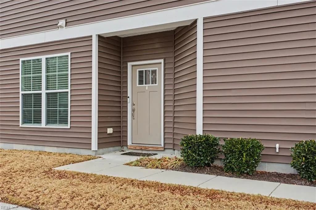 1201 Jadens WAY, CHESAPEAKE VA 23320 - Photo 4