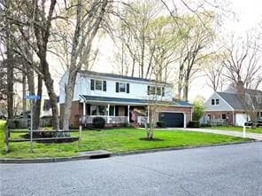 420 Woodberry DR, CHESAPEAKE VA 23322 - Main photo