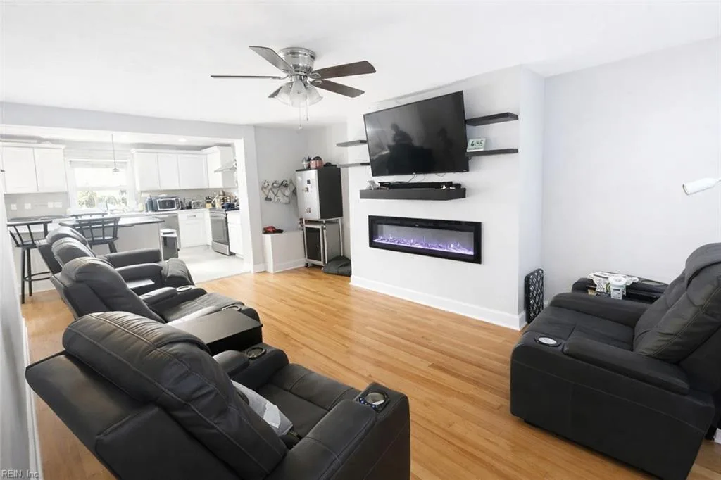 9 Suburban Pkwy, Hampton, VA 23661, USA - Photo 4