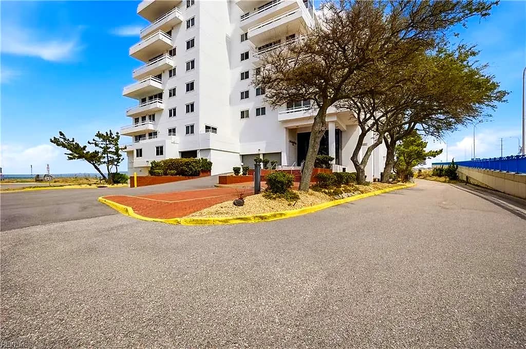 3556 Shore DR #605, VIRGINIABEACH VA 23455 - Photo 4