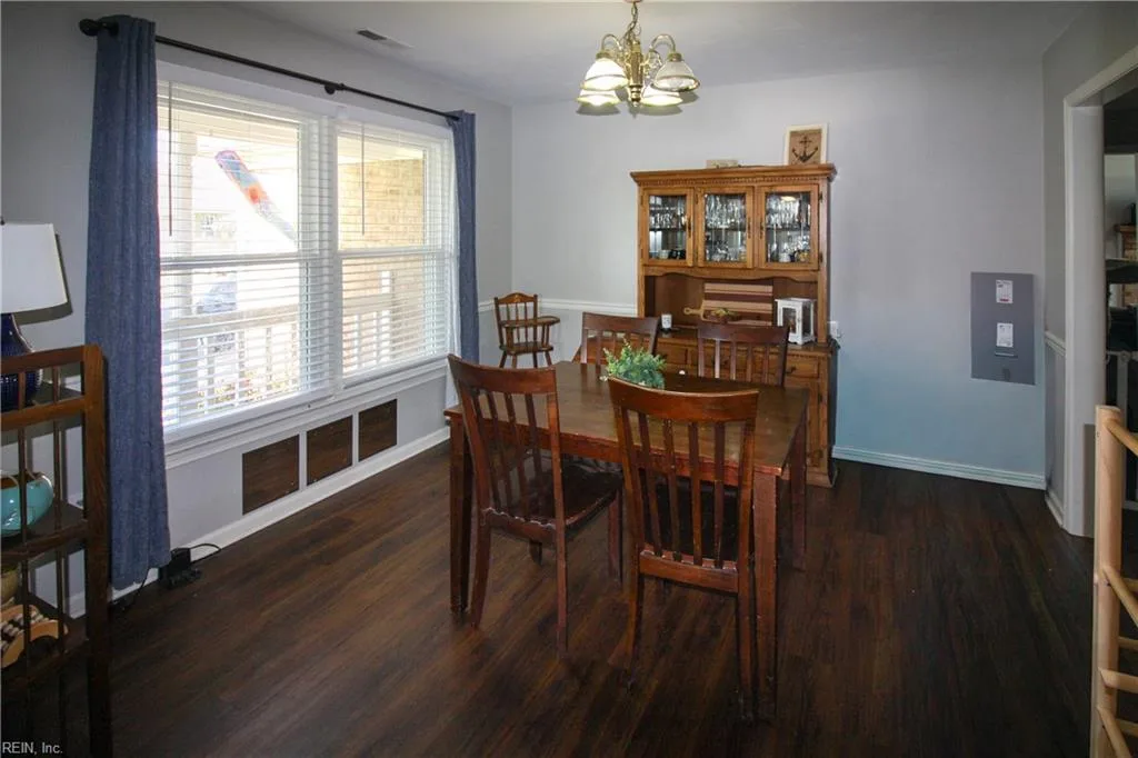 2132 Teasdale DR, VIRGINIABEACH VA 23454 - Photo 5