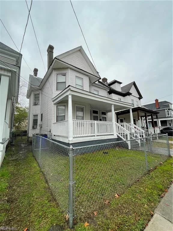 215 W 29th ST, NORFOLK VA 23504 - Main photo