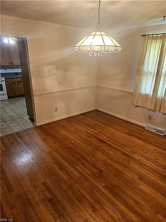 305 Providence RD, CHESAPEAKE VA 23325 - Photo 3