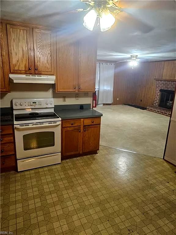 305 Providence RD, CHESAPEAKE VA 23325 - Photo 4