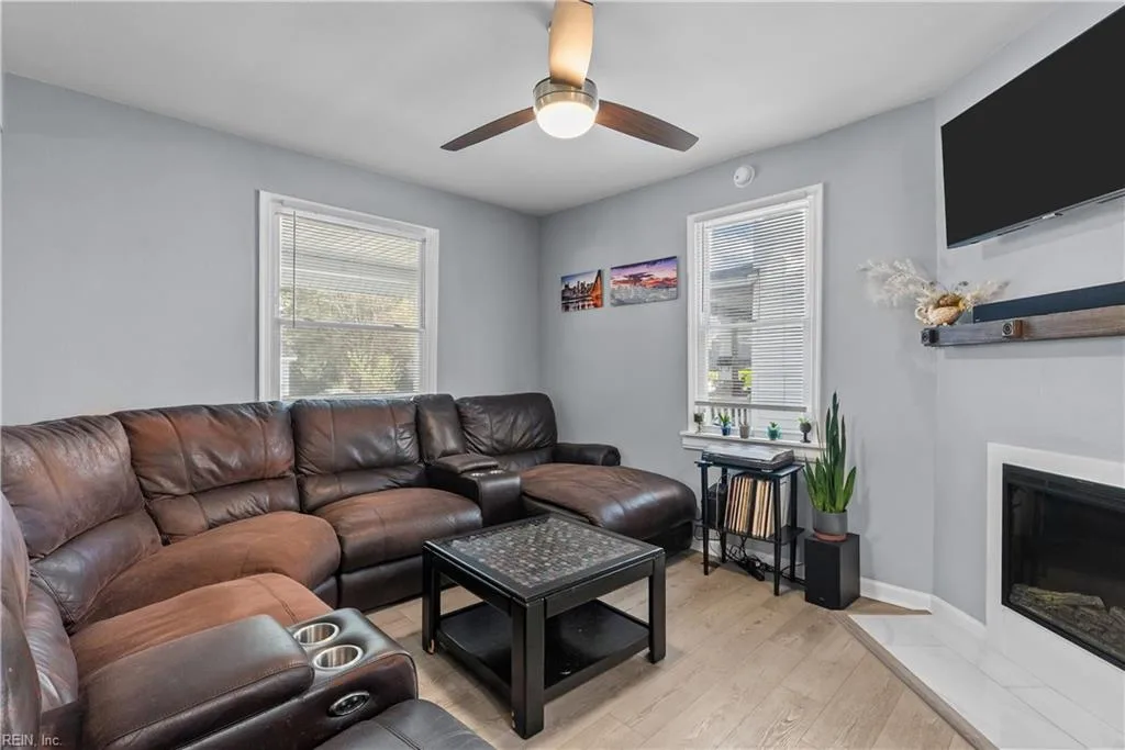 825 W 37th ST, NORFOLK VA 23508 - Photo 3