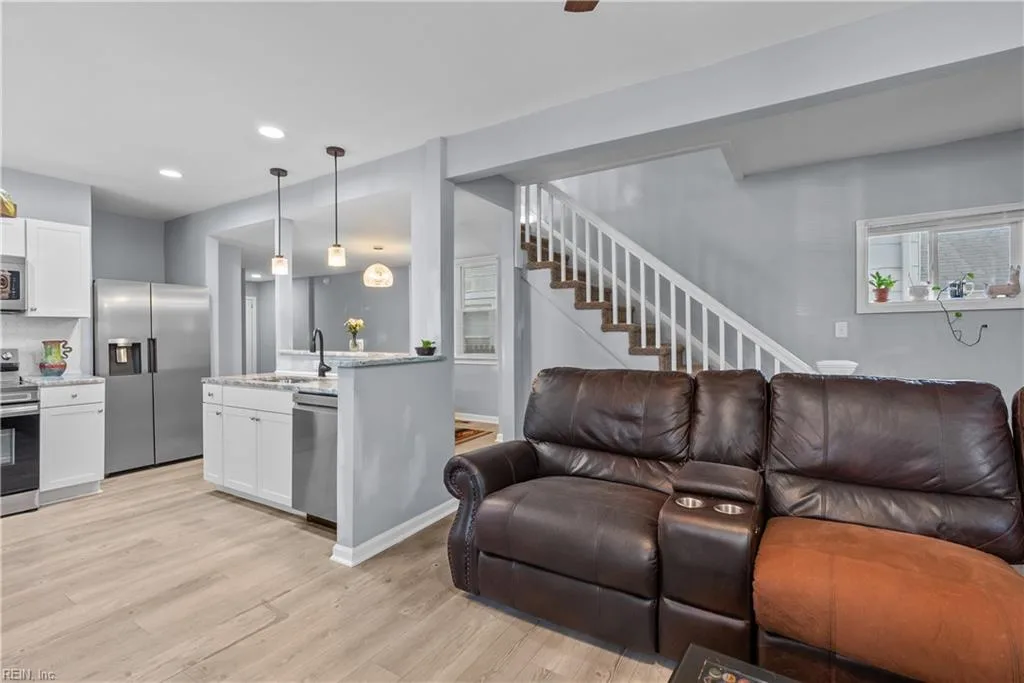 825 W 37th ST, NORFOLK VA 23508 - Photo 4