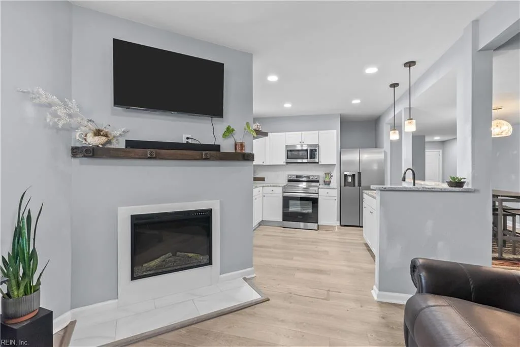 825 W 37th ST, NORFOLK VA 23508 - Photo 5